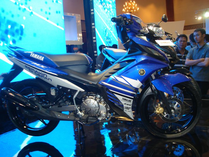 Modifikasi Motor  yamaha jupiter  MX