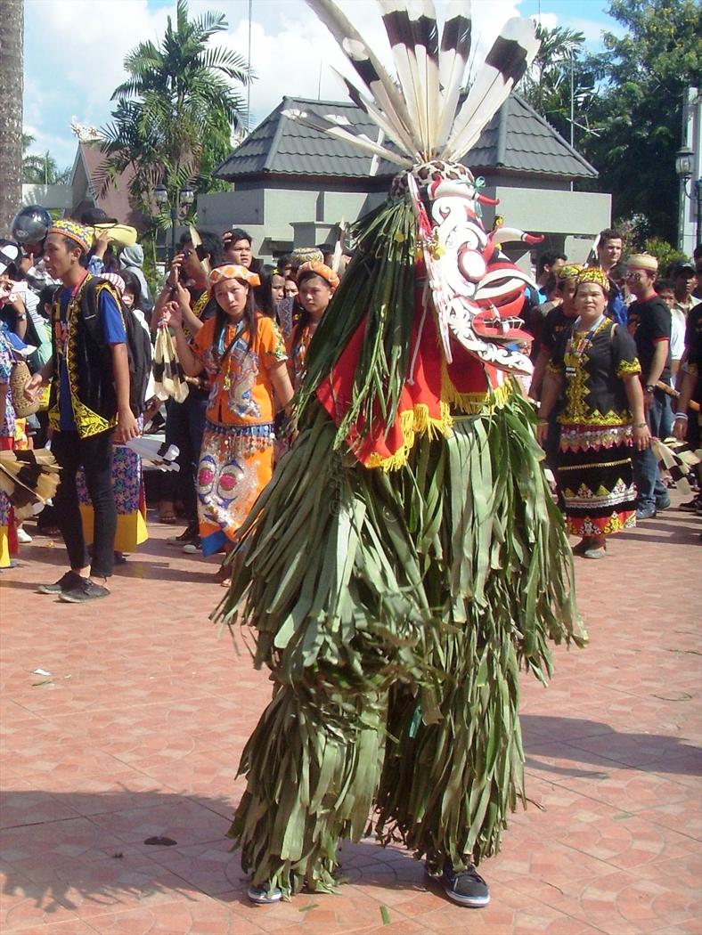 Mahakam Festival 2012 Gerak dan tari  Upacara HUDOQ  