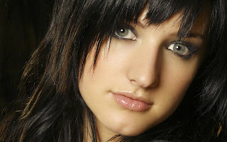 Ashlee Simpson Wallpapers