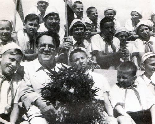 Самуил Маршак в Артеке. 1952 год