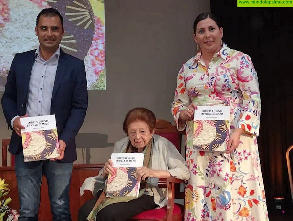 El Ayuntamiento de Villa de Mazo presenta un libro sobre el Corpus Christi creado por la macence Myriam Cabrera