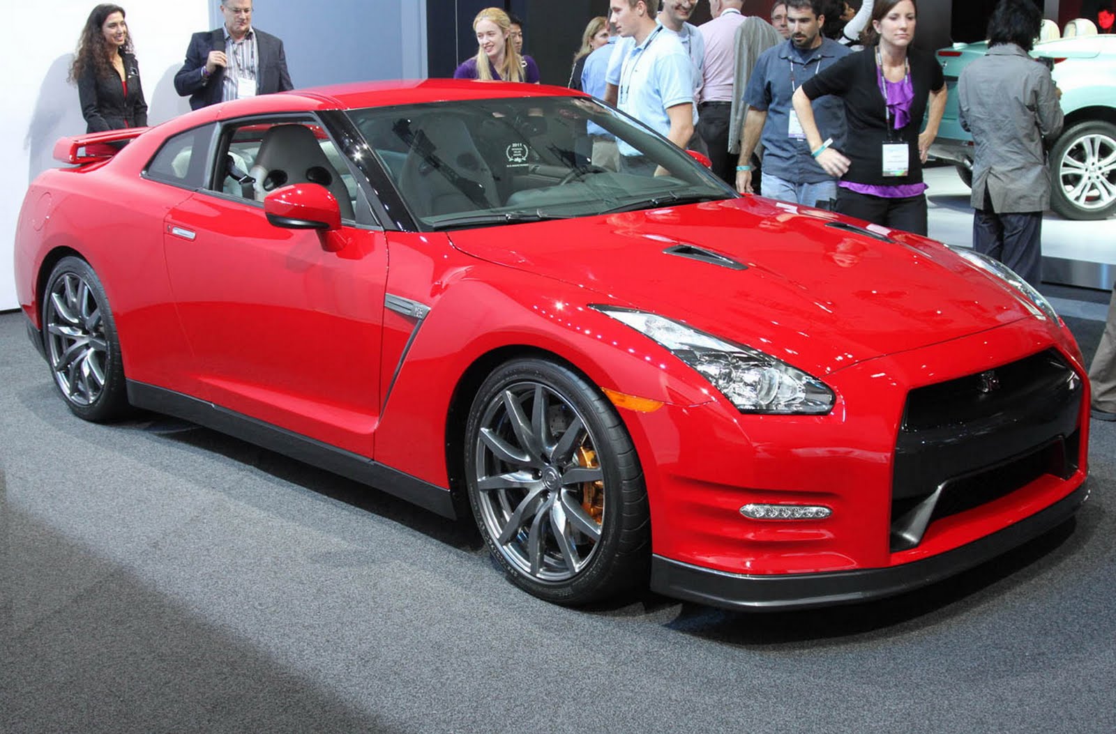 Nissan  20212 on 2012 Nissan Gt R Specifications And Features With Price Details   Car
