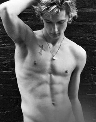 I love u Alex Pettyfer L 