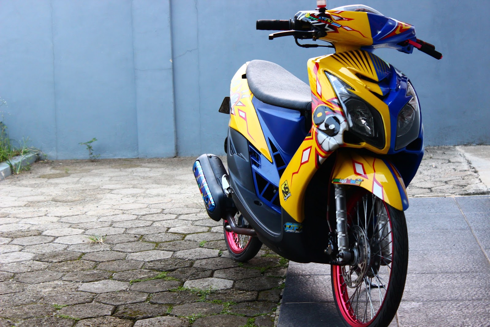 HONDA ICON SCOOPY STYLE Tips Untuk Memodif Motor Matic Dengan