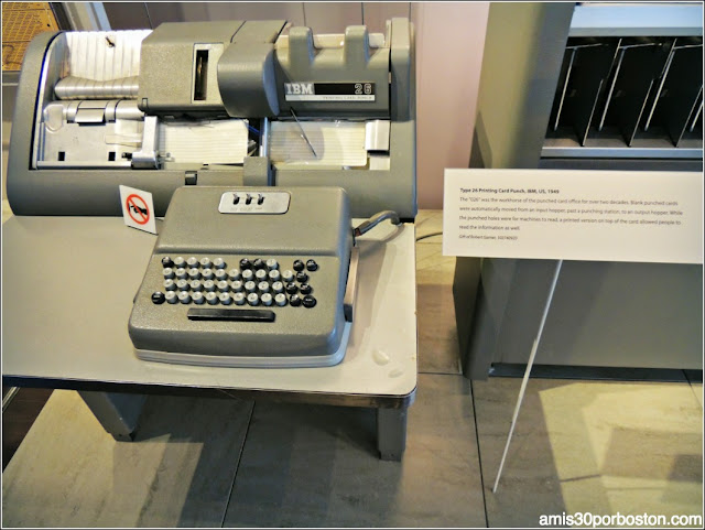 Computer History Museum: The IBM 1401 Data Processing System