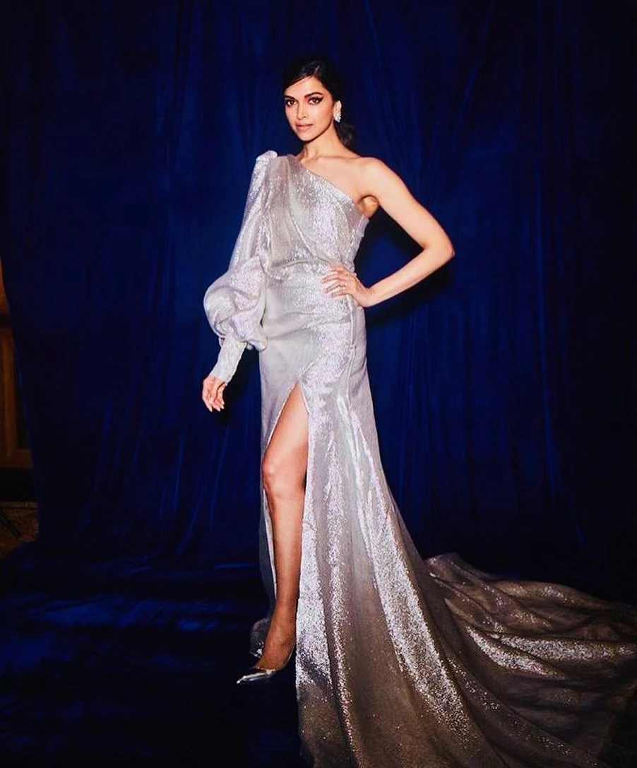 deepika padukone sexy legs high slit dress