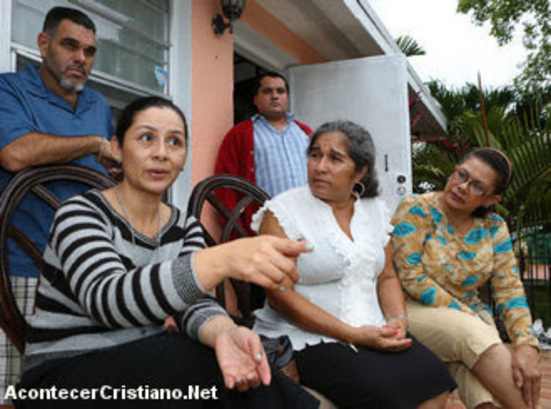 Demandan al pastor Anthony Cheverez en Miami