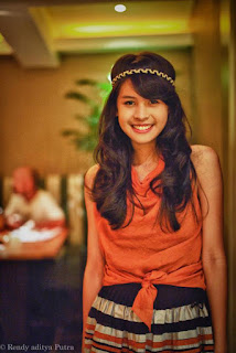 artis maudy ayunda 