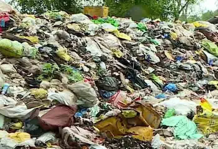 Uppala, news, Kerala, Top-Headlines, Panchayath, waste, waste dump,  Garbage removal started in Mangalpady Panchayat.