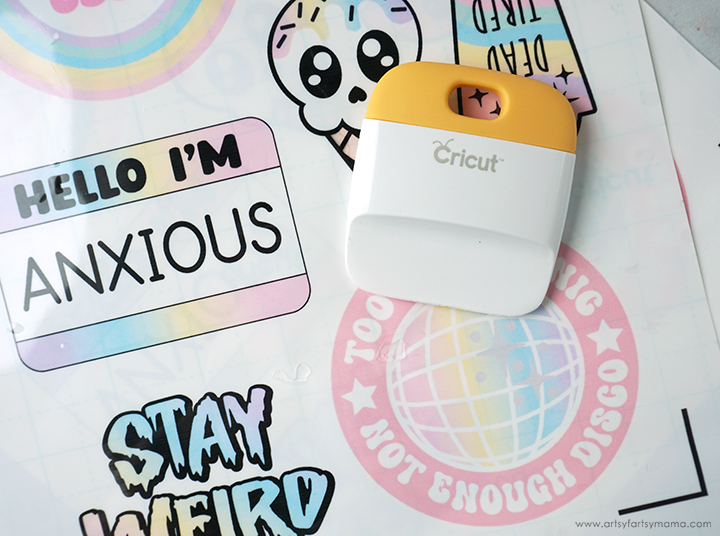 Easy Print & Cut Stickers with a Cricut