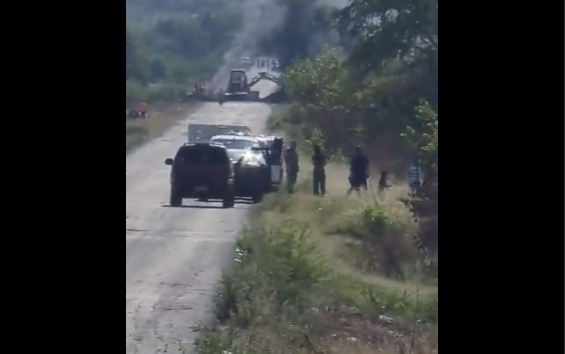 Videos: 15 detenidos y 9 muertos tras enfrentamientos entre El CJNG vs Cárteles Unidos, algunos quedaron degollados y otros tendidos así se vivió