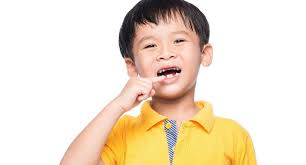 Jangan Sembarangan, Ini Cara Mencabut Gigi Anak di Rumah yang Benar