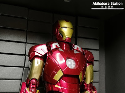 S.H.Figuarts Iron Man Mk VII + Hall of Armor de Avengers - Tamashii Nations