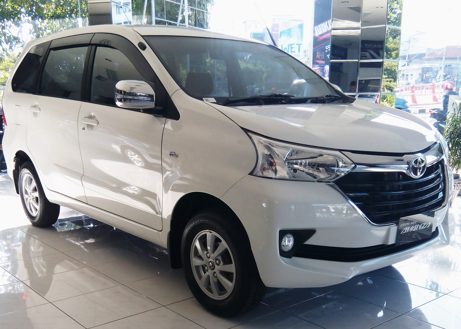 Daftar Harga  Mobil  Bekas Toyota Avanza  2022 DEALER 