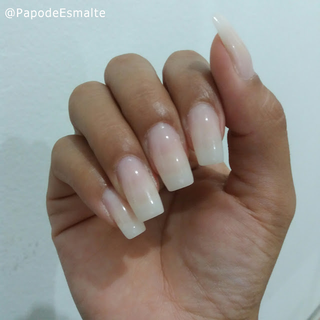 Unhas em gel