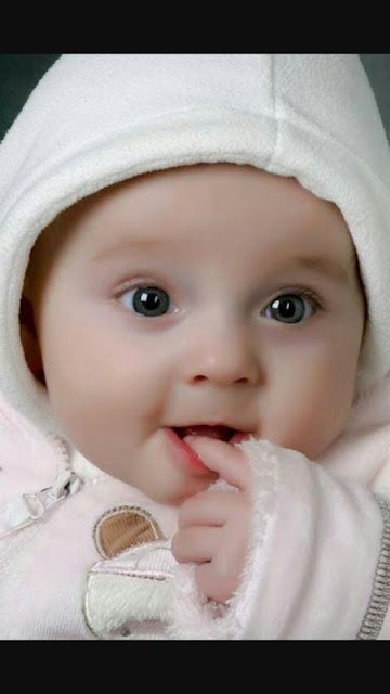cute baby photos with a smile