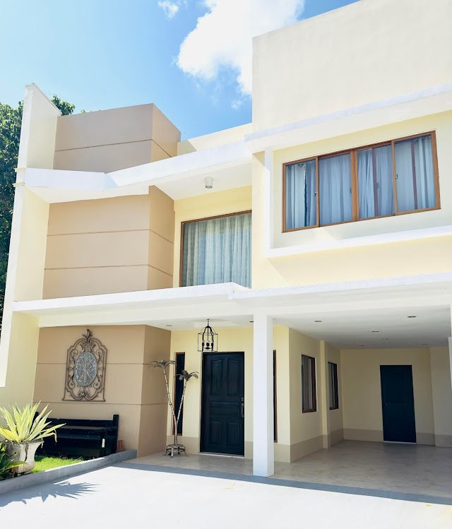 House and lot fully furnished For sale in Molave Highlands Subdivision 