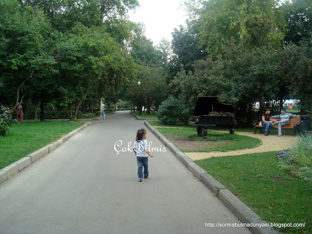 moskova da cocukla gitmeyi en sevdigimiz yer park kulturi gorki park park gorkogo 13