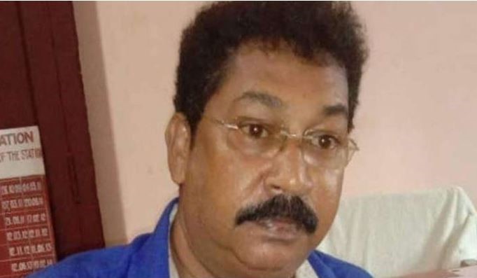 പത്രങ്ങളിലൂടെ വിവാഹപരസ്യം നല്‍കും; സ്ത്രീകളെ പീഡിപ്പിച്ച്‌ ആഭരണങ്ങള്‍ കവരും; ചാവക്കാട് സ്വദേശി അറസ്റ്റില്‍