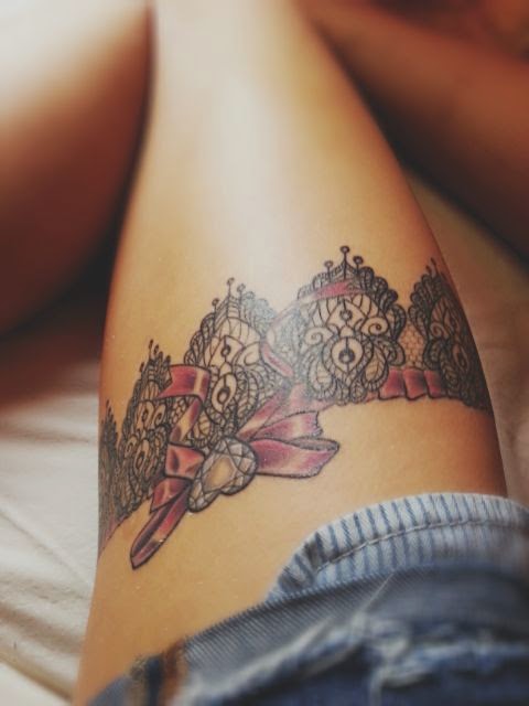 Women Thigh With Xmas Tattoos, Xmas Crown Tattoo Designs For Women Thigh, Impressive Designs Of Xmas Crown Tattoos, Christmas Tattoos, Women,