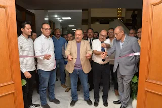 محافظ أسيوط يفتتح قاعة اجتماعات مطورة بالديوان العام لتعزيز البنية الإدارية
