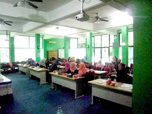 Training Wirausaha SMA 105 Jakarta