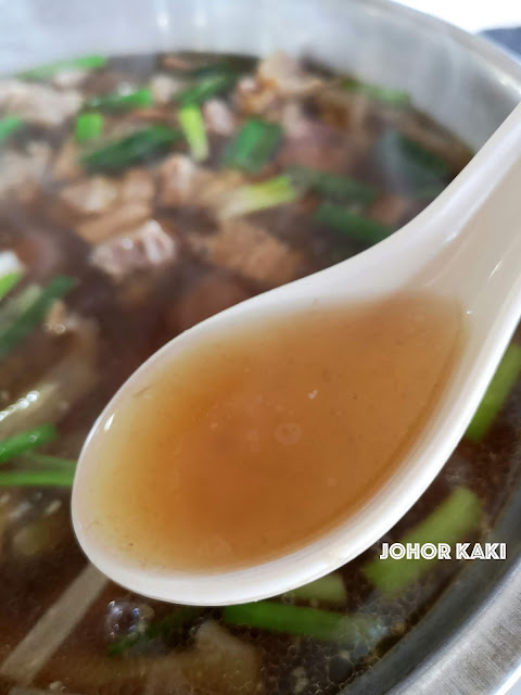 Restoran Do Do Do in Tangkak Johor is all Beef Beef Beef 东甲肥仔牛腩面