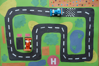 Racing car play mat