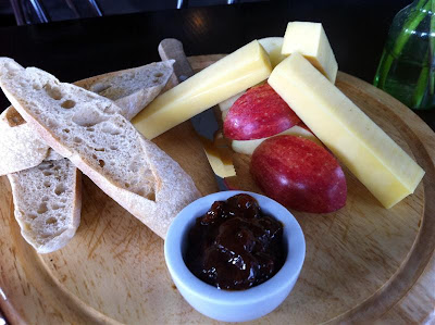 Stitch and Bear - Eastern Seaboard Ploughman's Plate