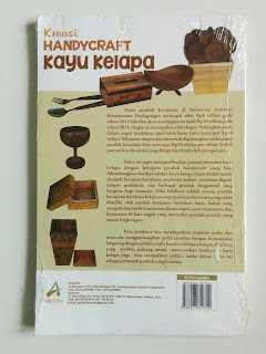 Kreasi Handycraft Kayu Kelapa