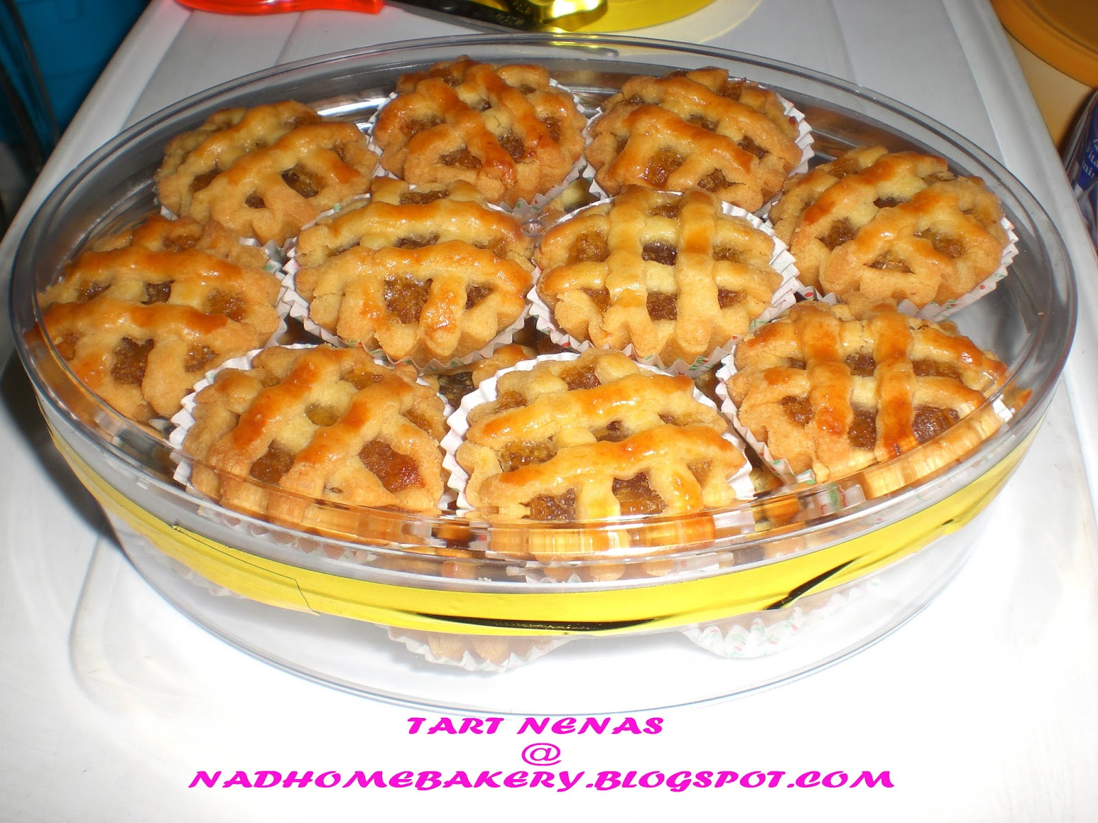 Nadhomebakery: TART NENAS / PINEAPPLE TART FOR SALE