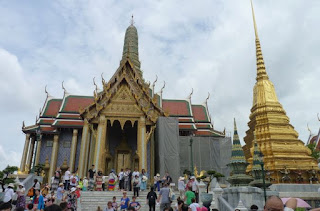 Gran Palacio Real de Bangkok. Panteón Real o Prasat Phra Dhepbidorn.