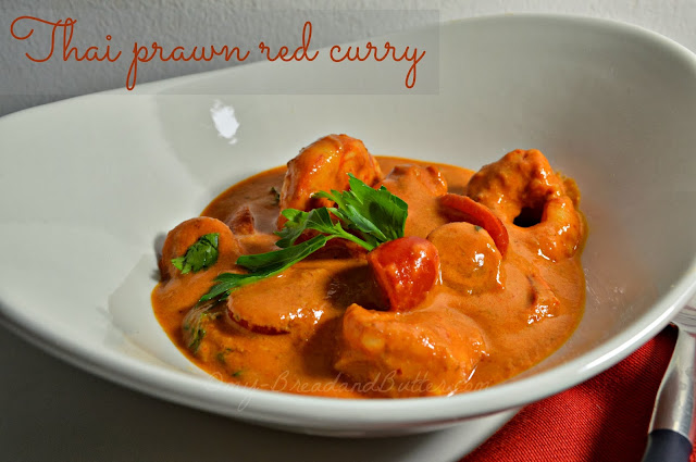 Curry rosso di gamberi tailandese