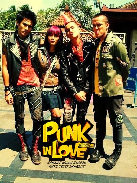 COOPYPASTEE dot blogspot com PUNK IN LOVE