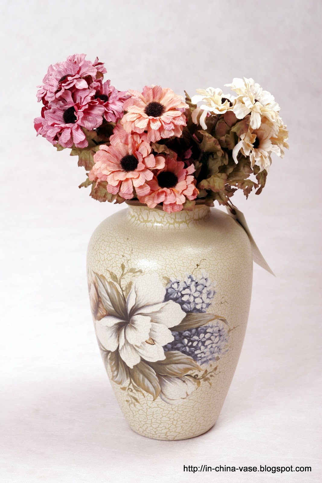 In china vase:HV30816
