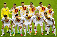 SELECCIÓN DE ESPAÑA - Temporada 2015-16 - De Gea, Sergio Ramos, Piqué, Busquets, Morata, Nolito; Silva, Cesc, Juanfran, Iniesta y Jordi Alba - ITALIA 2 (Chiellini, Pelle) ESPAÑA 0 - 27/06/2016 - Eurocopa de Francia 2016, octavos de final - Saint-Denis, París, Francia, Stade de France - Alineación: De Gea; Juanfran, Piqué, Sergio Ramos, Jordi Alba; Busquets; Silva, Cesc Fábregas, Iniesta; Morata (Lucas Vázquez 69') y Nolito (Aduriz 46'; Pedro 80')