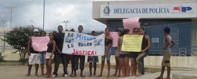 MANIFESTAÇÃO PEDE JUSTIÇA EM CIPÓ