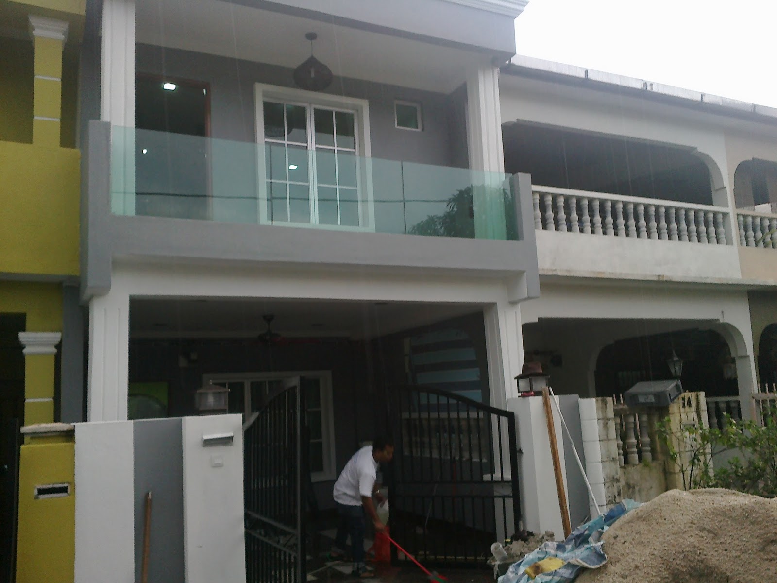 Reesha Home Renovation  PENAMBAHAN BAHAGIAN DEPAN DAN 