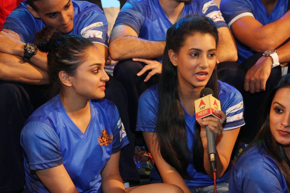 Team ChandigarhCubs of Box Cricket League Photoshoot and wallpaper