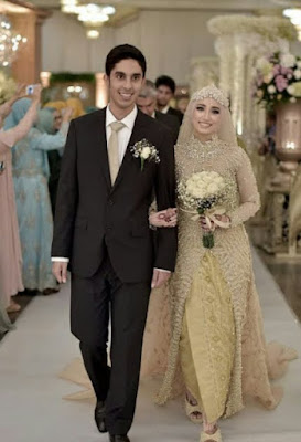 Kebaya akad nikah hijab simple