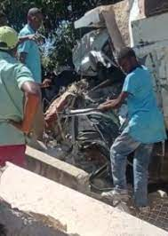 4 muertos y varios heridos tras accidente en San Cristóbal