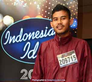 Biodata Dion Indonesian Idol [ www.BlogApaAja.com ]