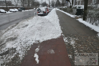 Fake-Winterdienst: "Geräumter Radweg" Barmbeker Straße