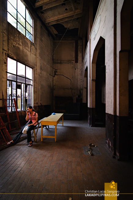 Manila Metropolitan Theater Disrepair