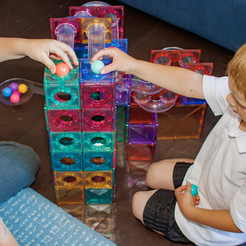 Review: Bandai's National Geographic STEM learning: Dig Kits and Crystal  Garden - Counting To Ten