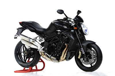 2011 MV Agusta Brutale 920 First Look 