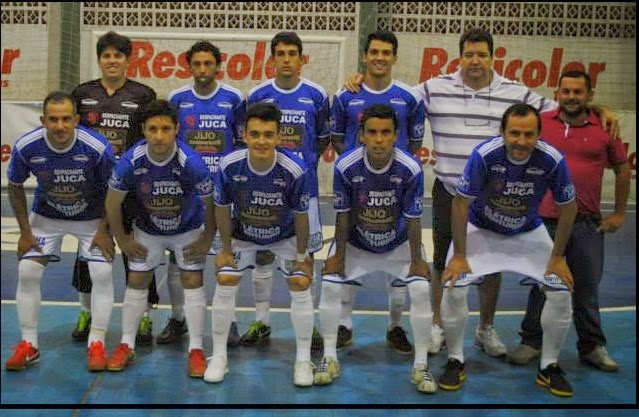 Roberge e Despachante Juca na final do municipal de futsal em Siderópolis