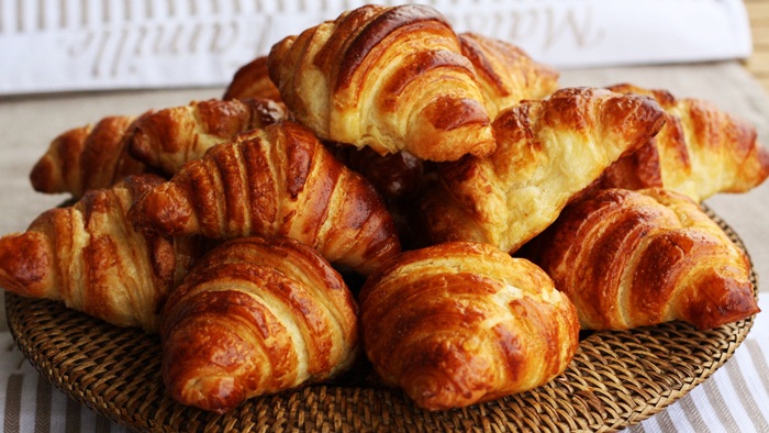 Resep Croissant NCC Keju Enak dan Sederhana