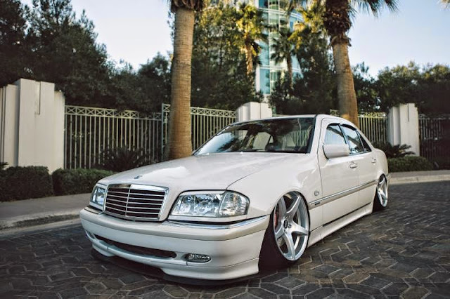 w202 stance