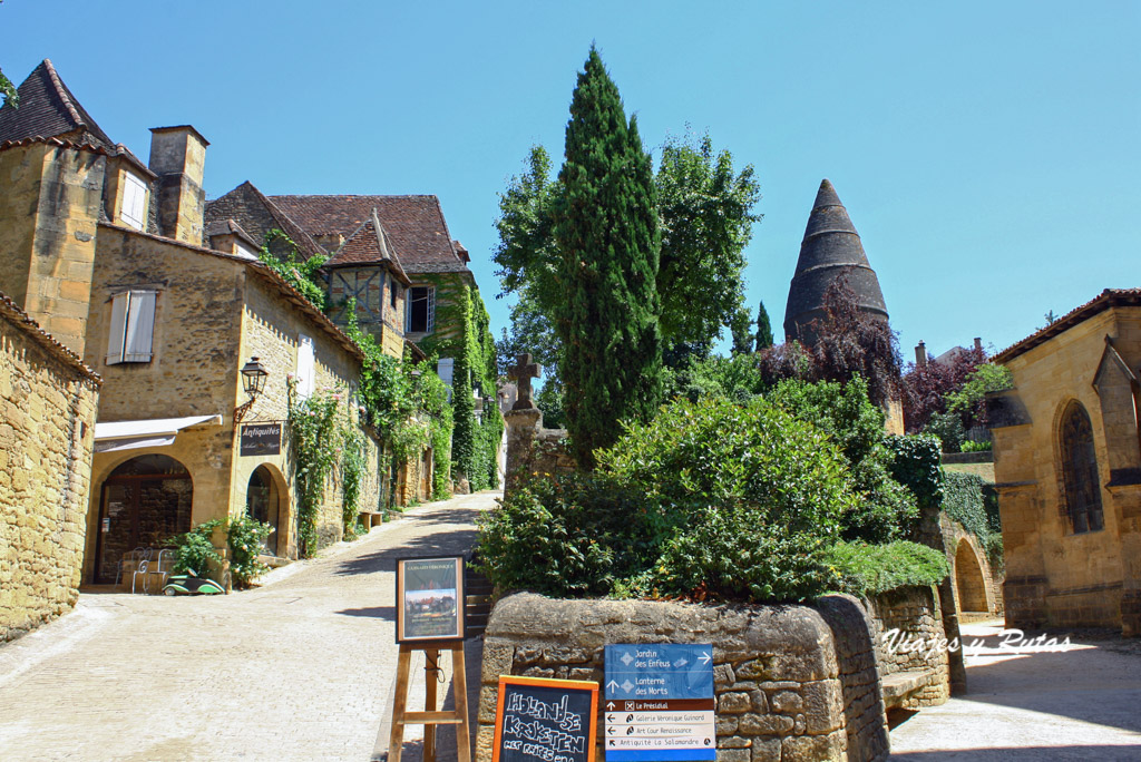 Lanterne des Morts, Sarlat